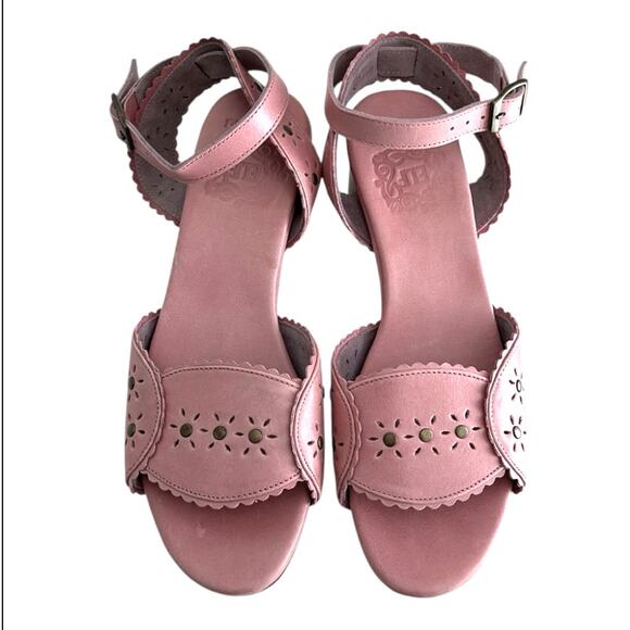 ELF Paloma Leather Heel Sandal Womens 9.5 Pink Ankle Strap Studded Hand Made NEW - Picture 1 of 6